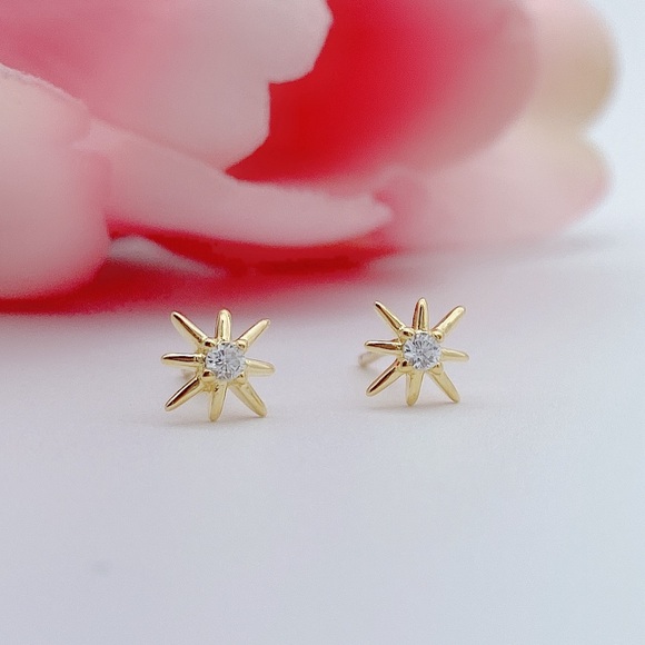 S925 Silver CZ Small Star Stud Earrings- Gold ECZ007 - Picture 6 of 8